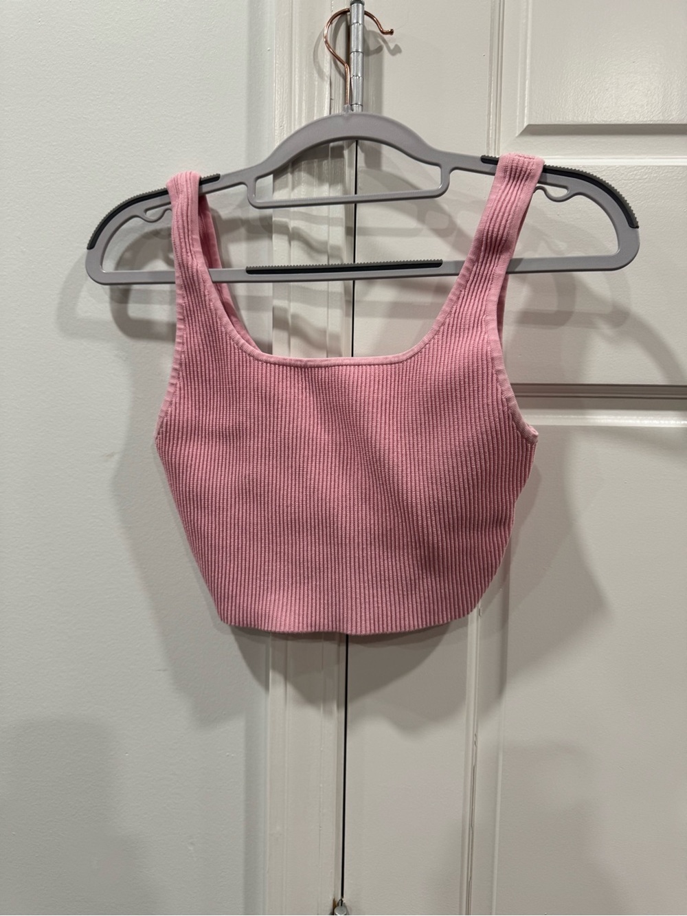 Babaton Ribbed Square-Neck Crop Top in Light Pink